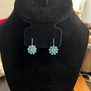 Chic Floral Turquoise Earrings